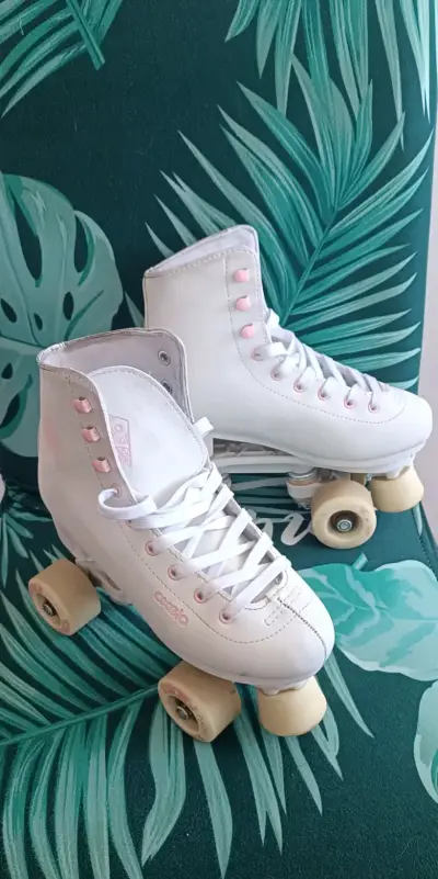 Patines de 4 ruedas blancos - miniatura 3