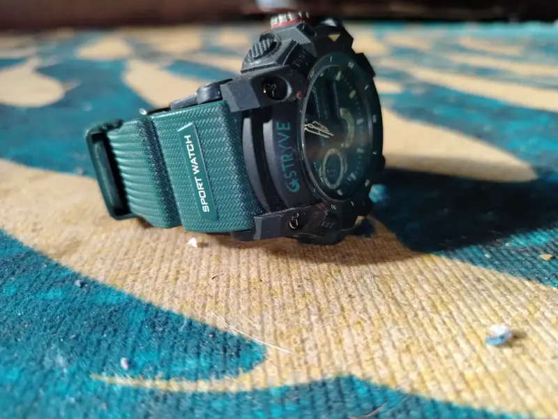 Reloj resistente al agua verde - 2