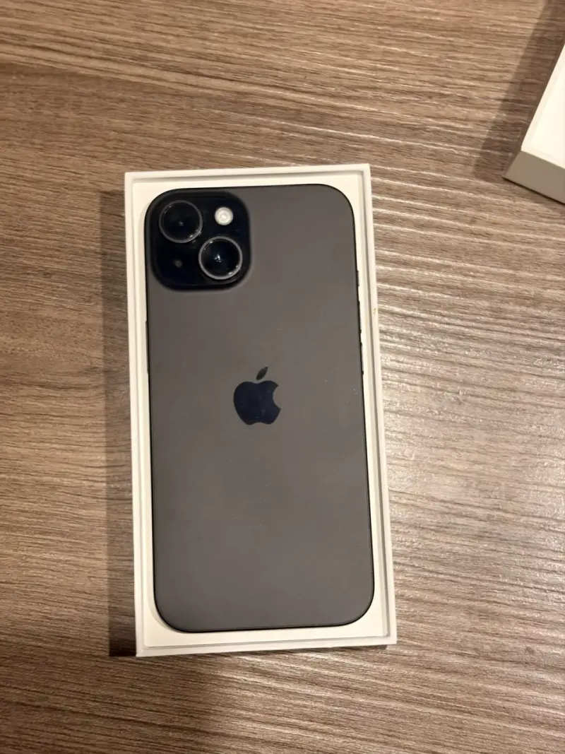 iPhone 15 como nuevo