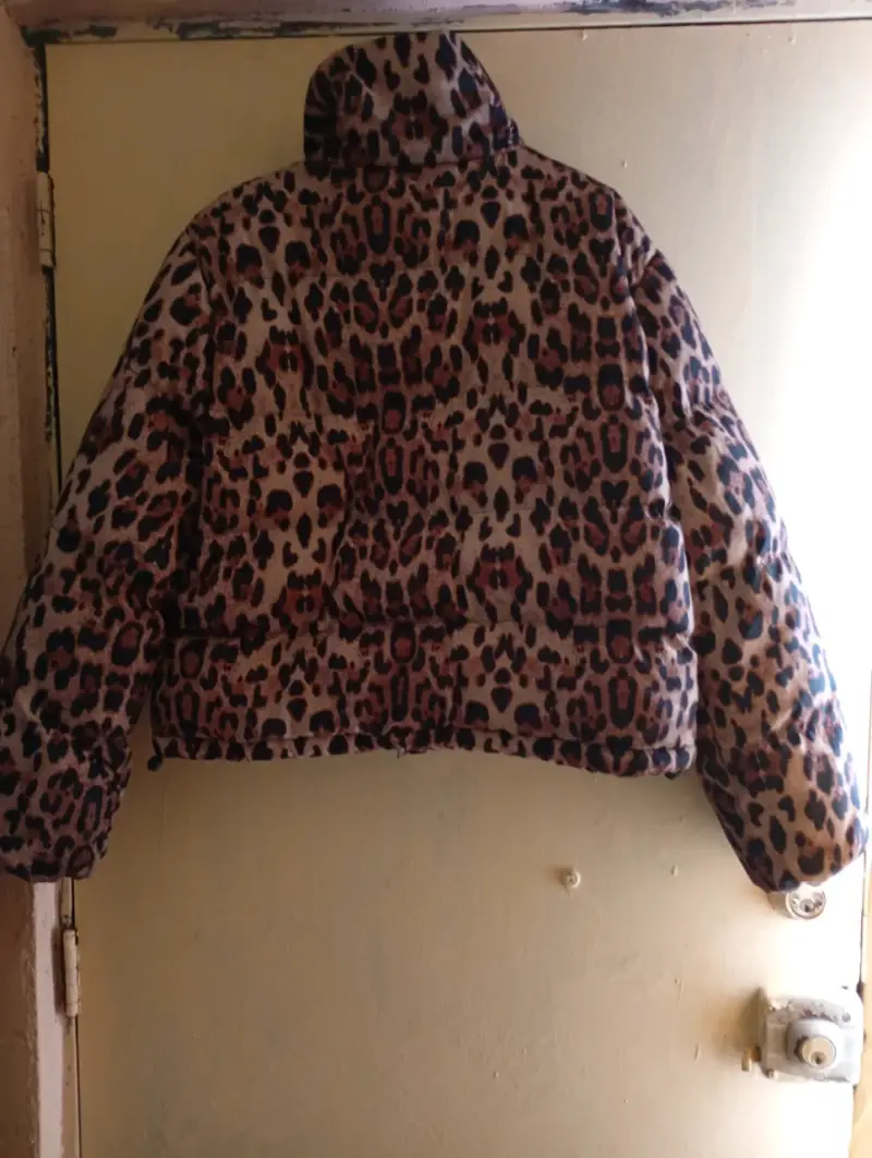 Chaqueta animal print con etiqueta - 2