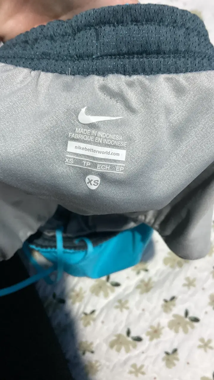 Shorts deportivos Nike grises XS - 1