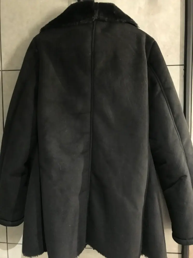 Abrigo negro de reno,  con forro de piel Talla S - 5