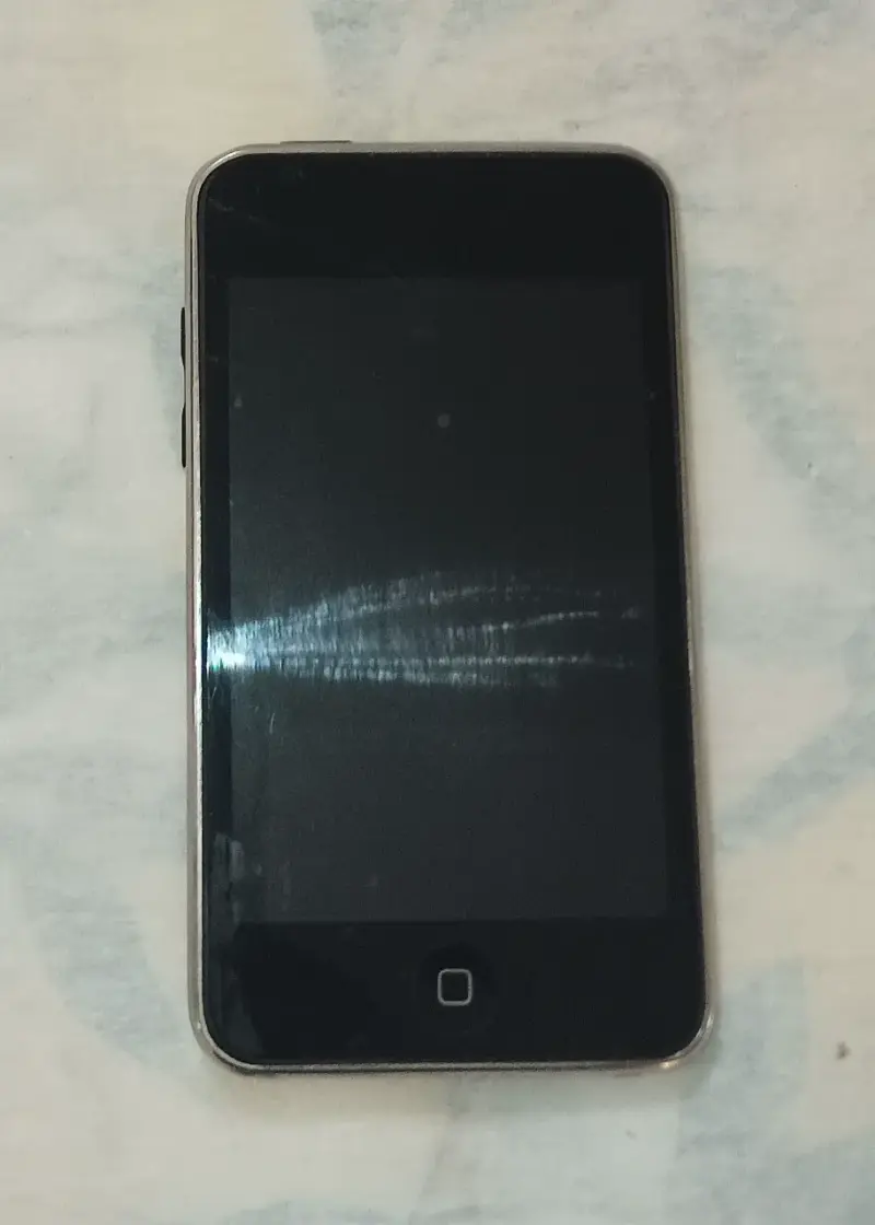 iPod touch 32 GB– iPod3.1 - 1