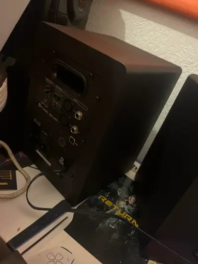 Monitores de estudio Behringer Studio 50USB - miniatura 3