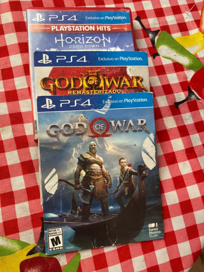 Pack de juegos PS4 God of War y Horizon