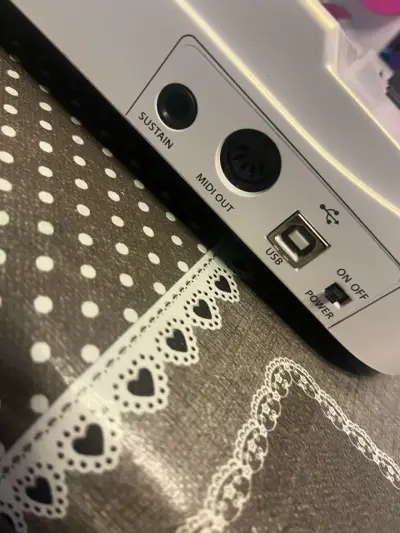 Teclado controlador MIDI blanco - miniatura 2
