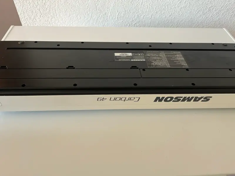 Teclado controlador MIDI blanco - 6