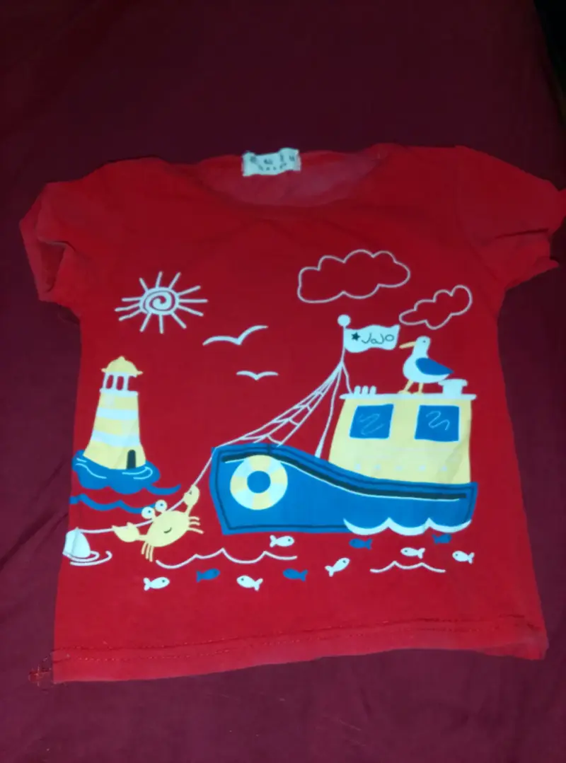 Polera roja infantil estampada - 1