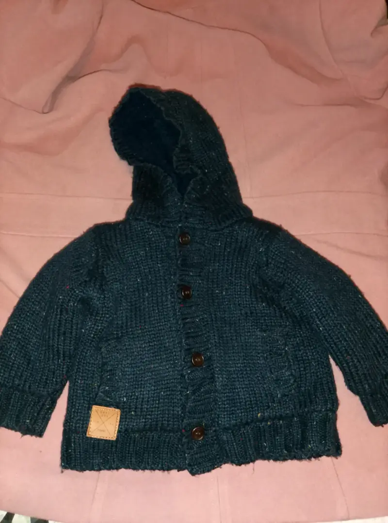 Sweater de lana azul con gorro - 3
