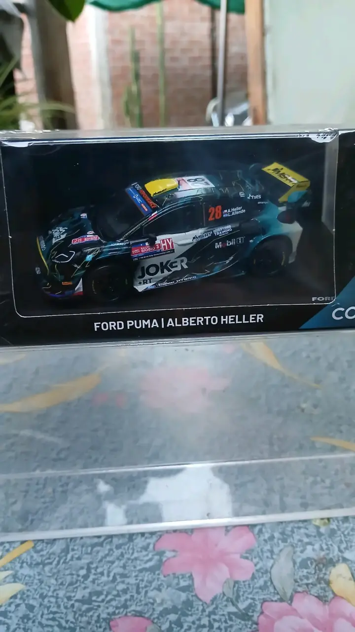 Auto de colección Ford Puma