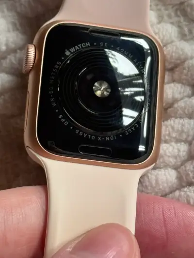 Apple Watch SE 40 mm - miniatura 3