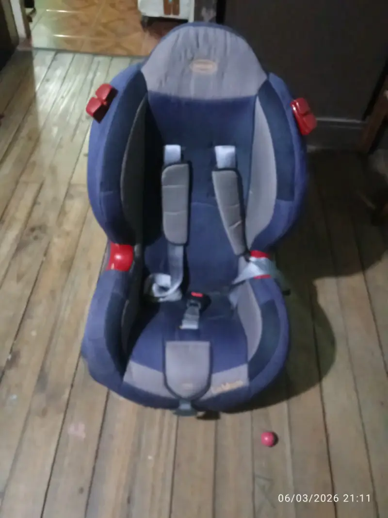 Silla de auto para niño azul - 1