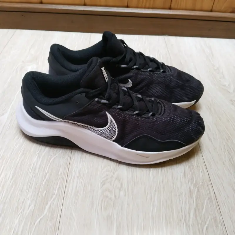 Zapatillas negras Nike deportivas - 3