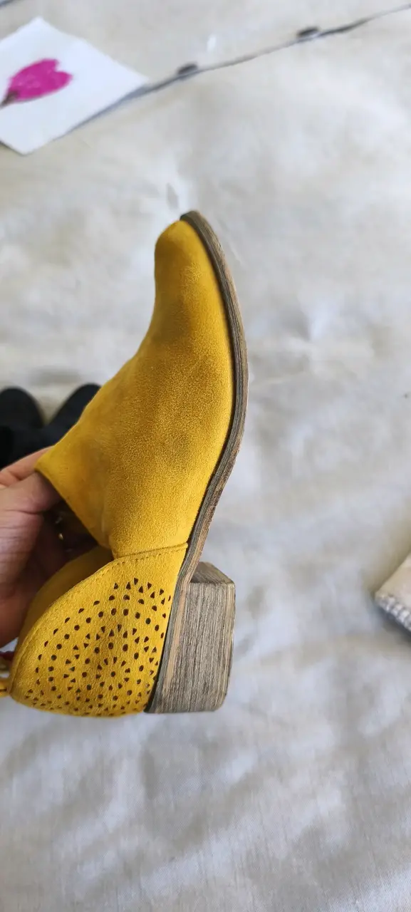 Botines amarillos de gamuza - 2