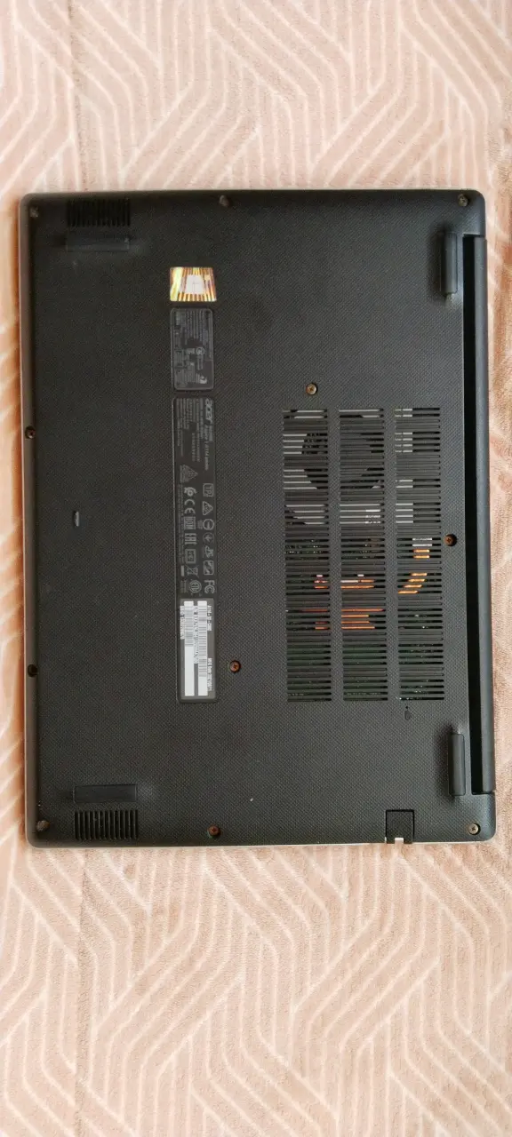 Laptop Acer Aspire 1 - 3