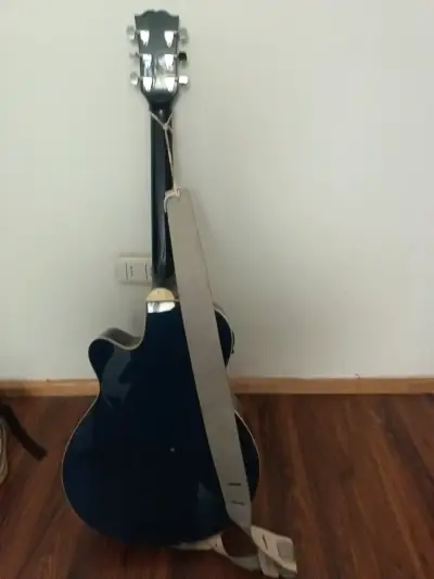 Guitarra electro acústica - miniatura 2