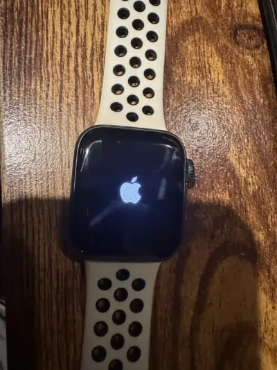 Apple Watch SE 40 mm - miniatura 3