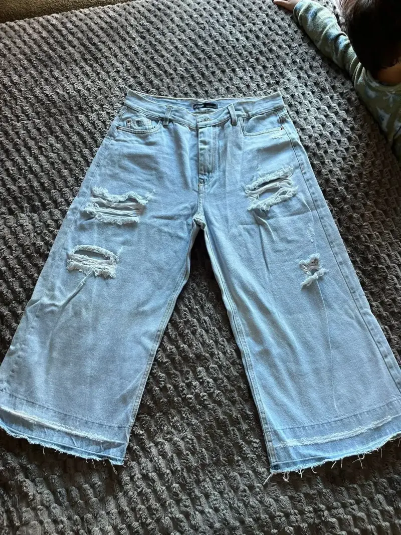 Jeans rasgados celestes - 3
