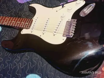 Guitarra eléctrica - miniatura 5