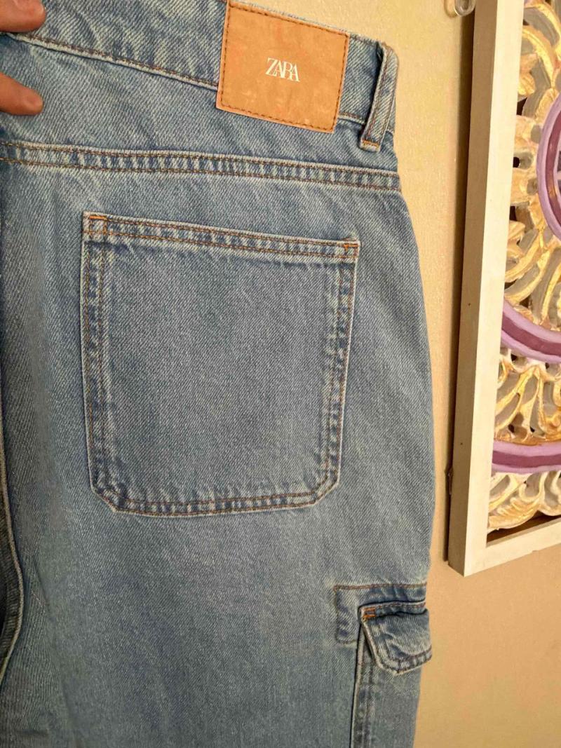 Pantalón mezclilla Zara tipo cargo - 4