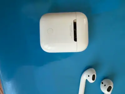 AirPods segunda generación - miniatura 1