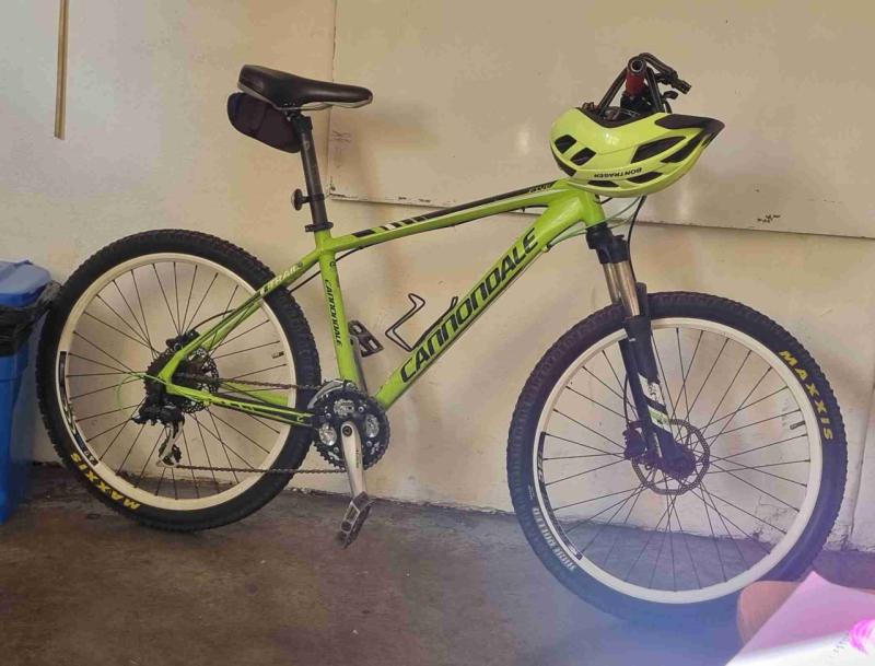 Bicicleta deportiva Cannondale verde aro 26 - 1