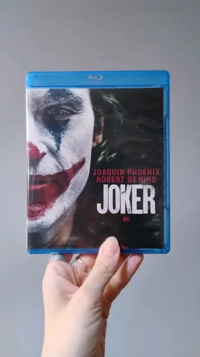 Película original Joker Bluray, DVD y código digit - miniatura 2
