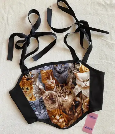 Corset estampado de gatos - miniatura 1