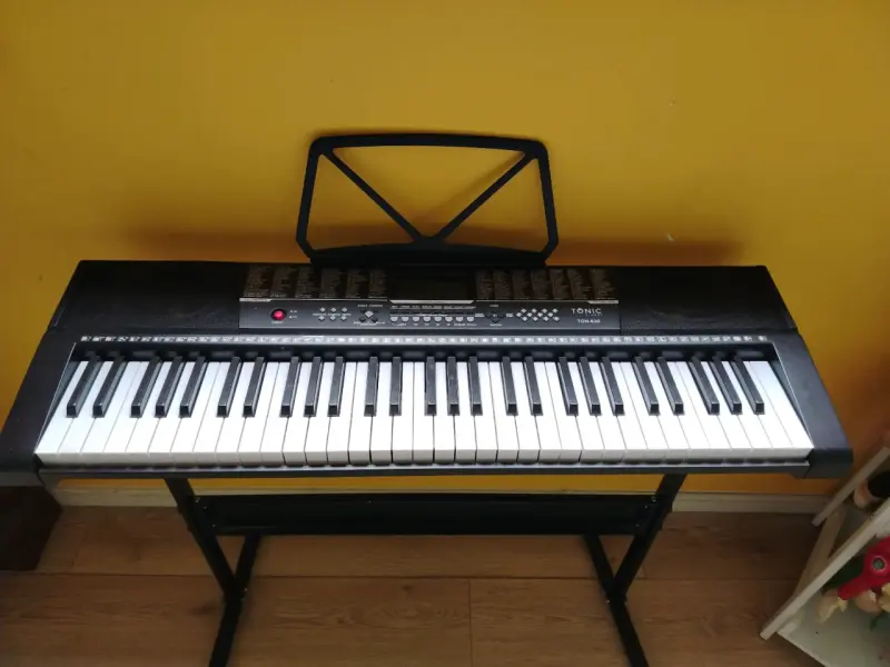 Teclado electrónico con soporte - 2