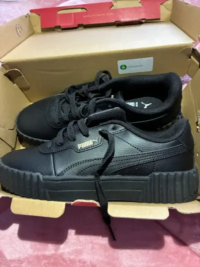 Zapatillas negras Puma nuevas - miniatura 1