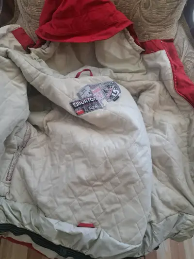 Chaqueta Impermeable Burton roja con capucha 8 - miniatura 4