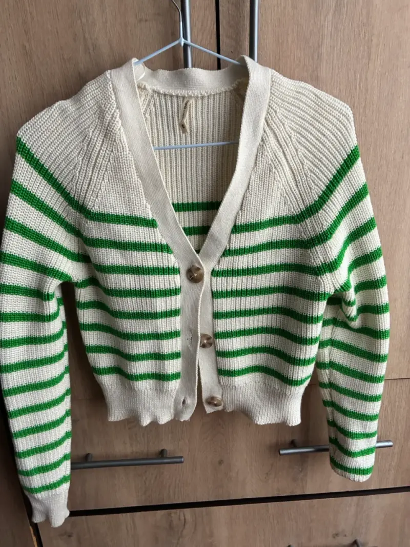 Cardigan rayado blanco y verde - 1