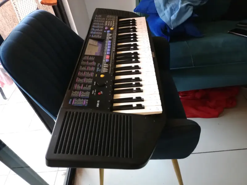 Teclado Yamaha PSR-78t - 2