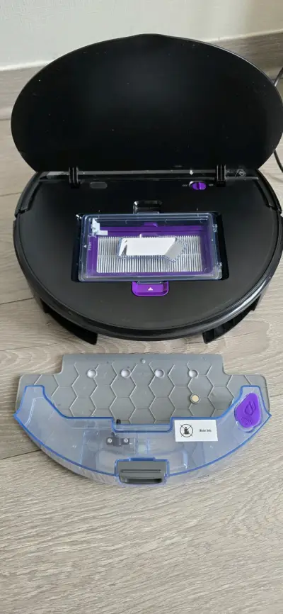 Robot aspiradora Samsung negra - miniatura 2