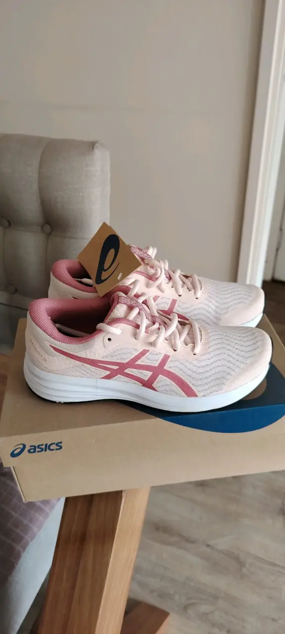 Zapatillas deportivas Asics rosadas Nuevas! - 2