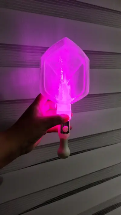 Lightstick Q are fanmade - miniatura 1