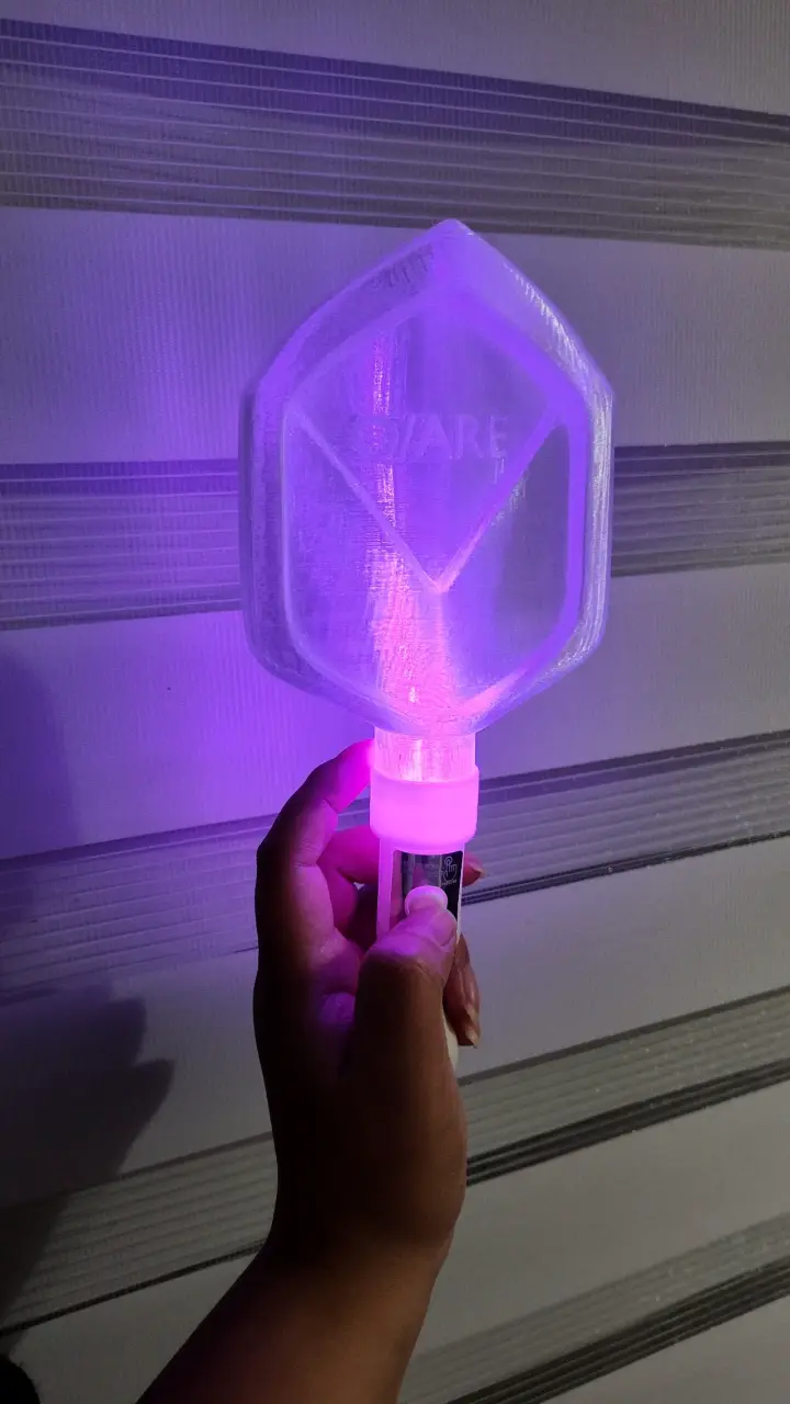 Lightstick Q are fanmade - 4