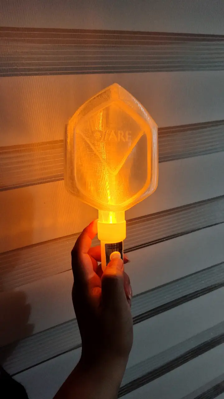 Lightstick Q are fanmade - 6