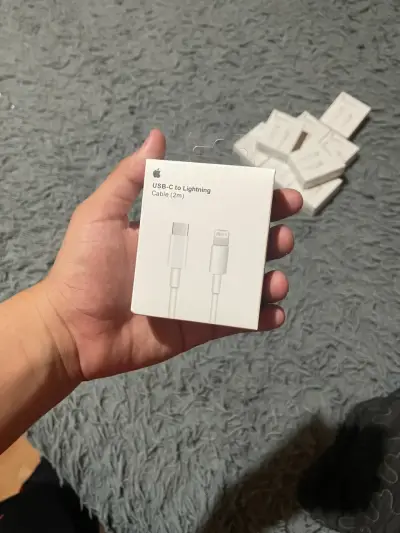 Cable USB-C a Lightning 2m Apple - miniatura 1