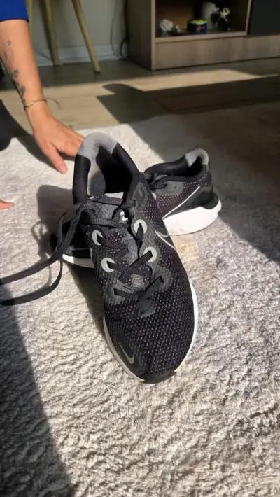 Nike Renew Run Black White - miniatura 4