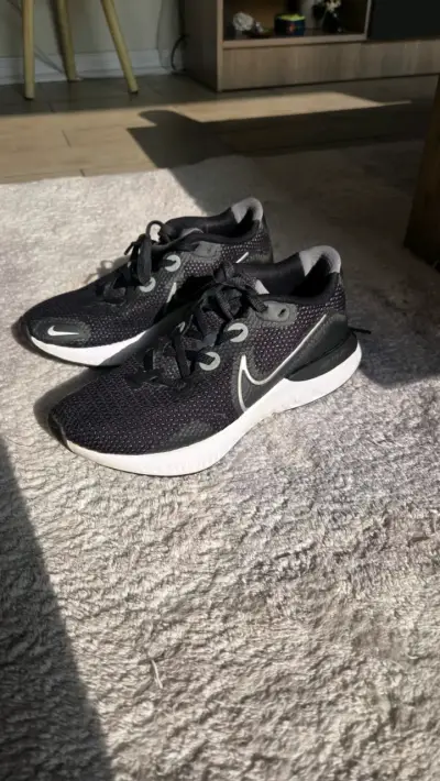 Nike Renew Run Black White - miniatura 6