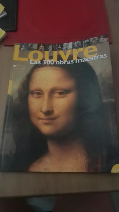 Revistas National Geographic y Louvre - miniatura 2