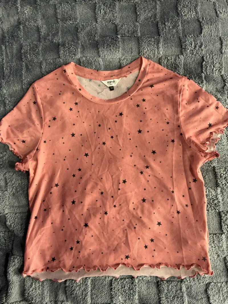 Polera malla rosa con estrellas - 2