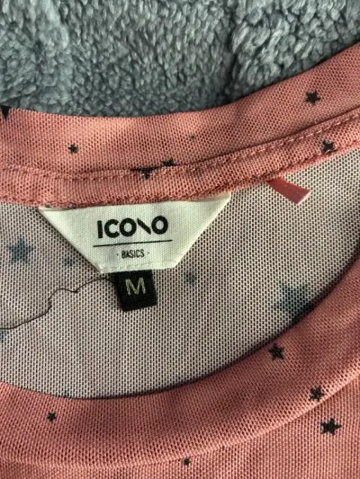 Polera malla rosa con estrellas - miniatura 3