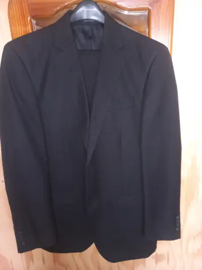 Terno. Negro    talla  46. De hombre - miniatura 1