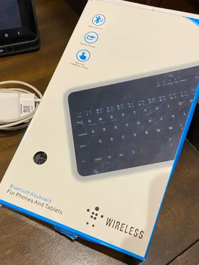 Tablet Samsung Galaxy Tab S9 FE - miniatura 4