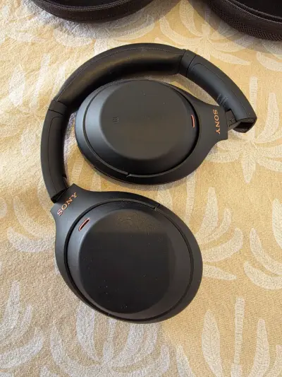 Auriculares Sony WH-1000XM4 - miniatura 3