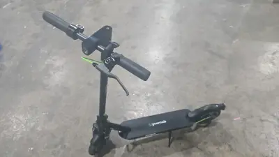 Scooter eléctrico plegable negro - miniatura 3