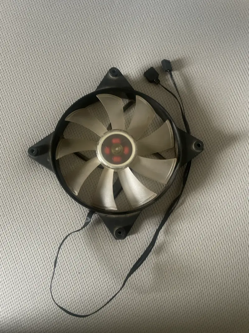 Ventilador de pc 140mm CoolerMaster Pro 140 af - 1