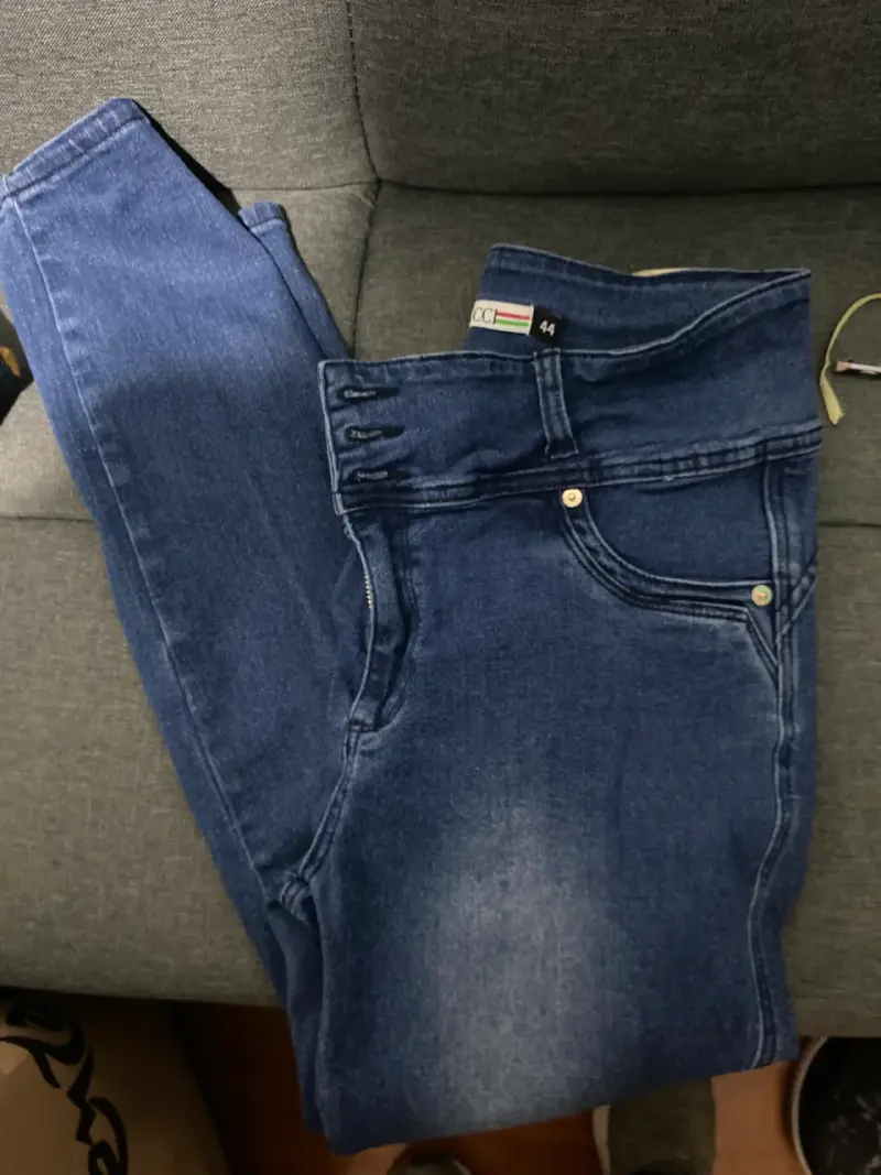 Jeans azul Clásico Talla 44